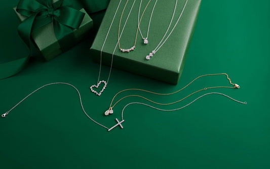 Select the Perfect Fashion Jewelry Holiday Gift