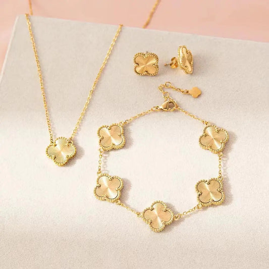 Recessed Edges Lucky Clover Gold Necklace-Only