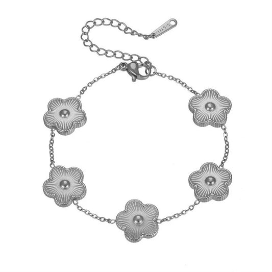 Lucky Clover Silver or Gold Bracelet