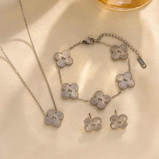 Silver Tone Clover Style Jewelry Suite Gift Set (4-piece set)