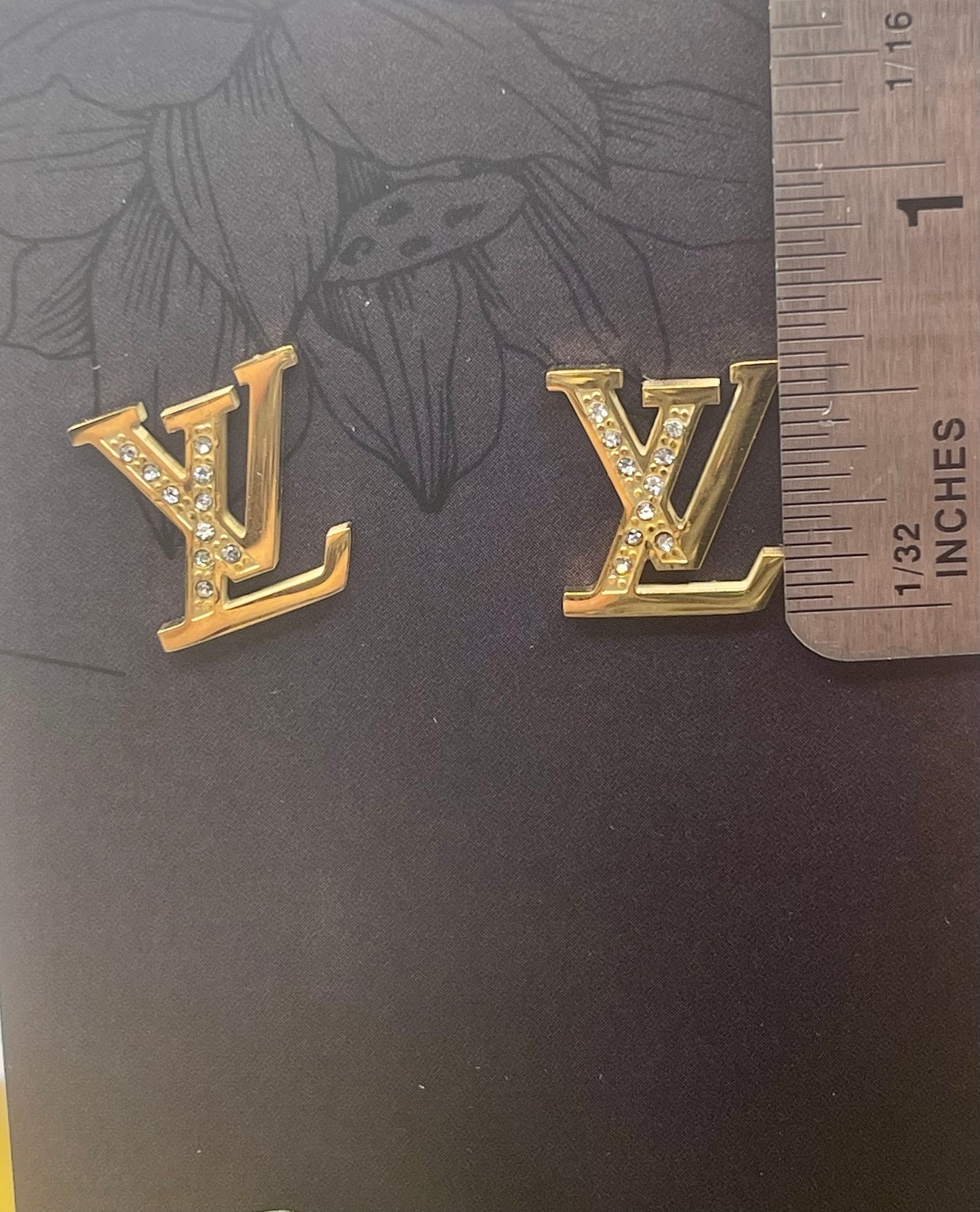 Initial L & V Fashion Gold Sparkle or Silver Fashion Earrings